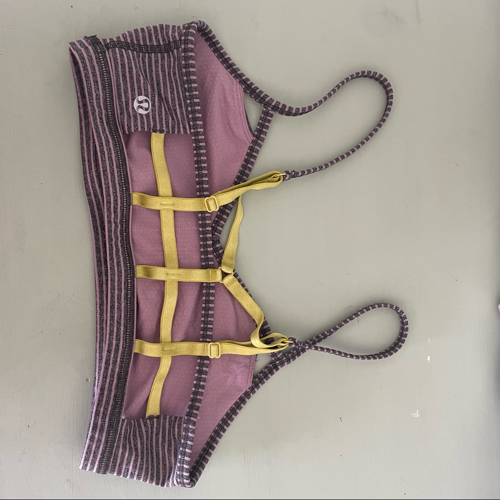 Lululemon bra